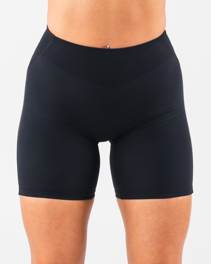 Everyday Core Biker Short Black 1